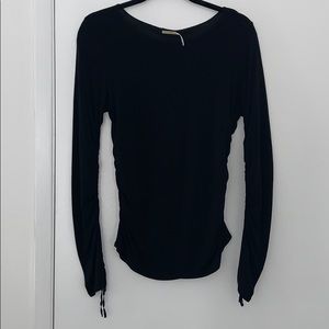 Max Studio Long Sleeve Top
